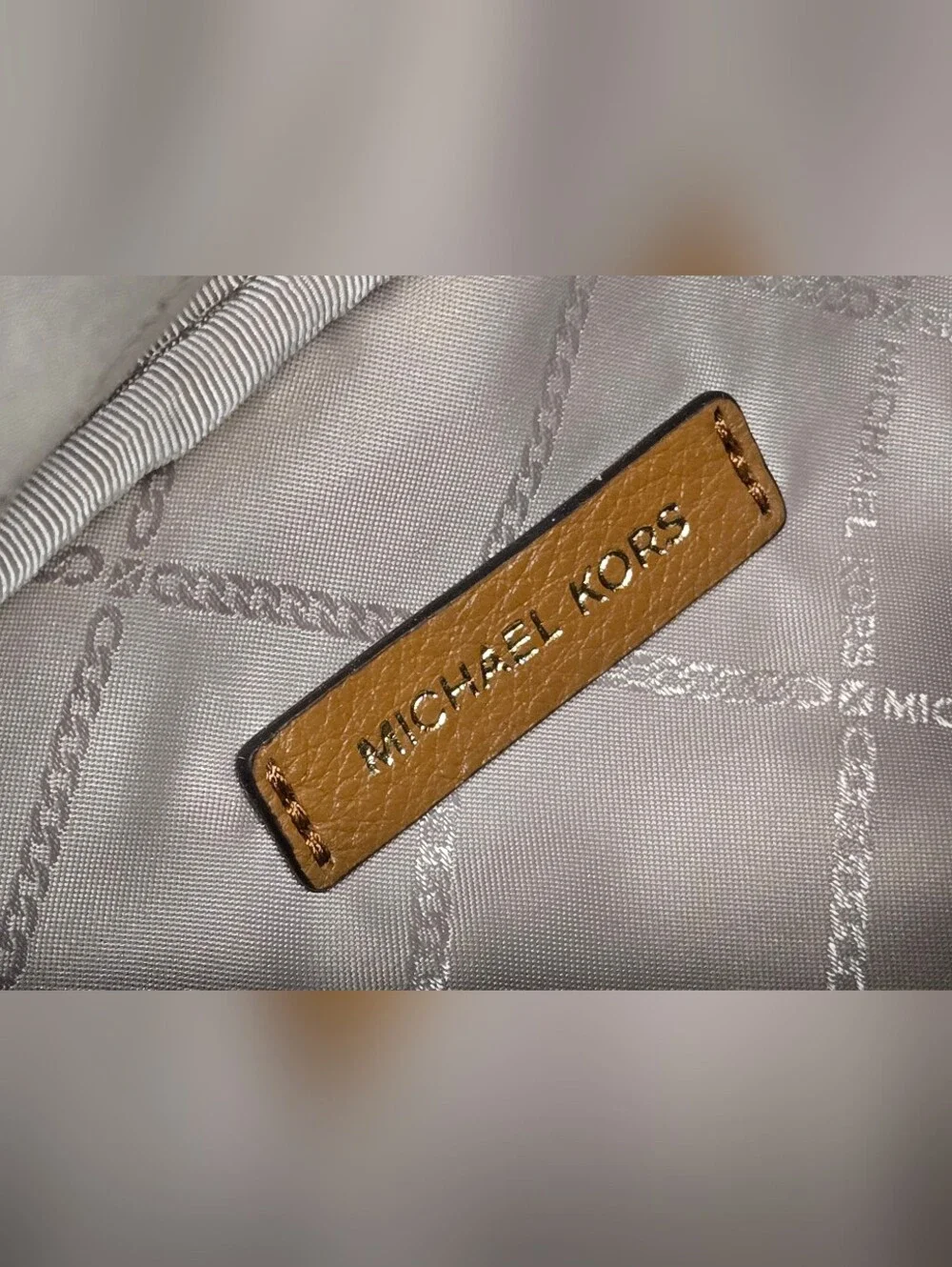 NWT Michael Kors Mott Medium Waistpack